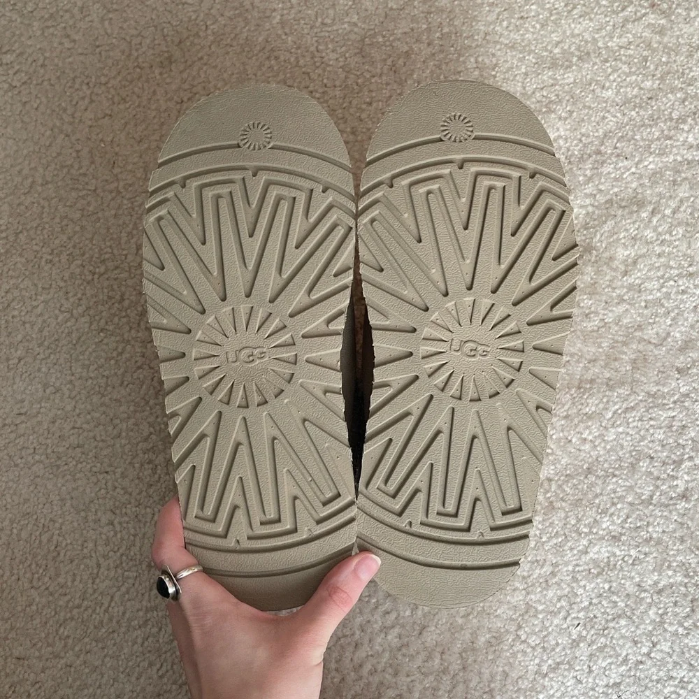 UGG Tazz Slipper in Mustard Seed - Picture 5 of 7